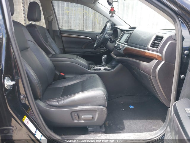 12607417 :رقم المزاد ، 5TDDKRFH7GS332425 vin ، 2016 Toyota Highlander Limited مزاد بيع