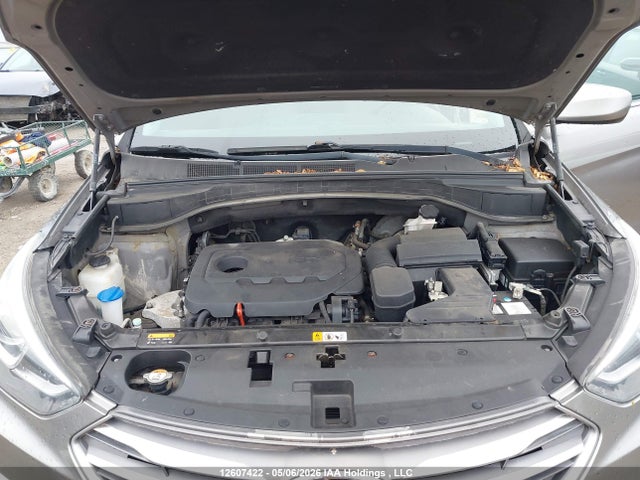 5NMZT3LB7HH039371 Hyundai Santa Fe Sport 2.4 Base