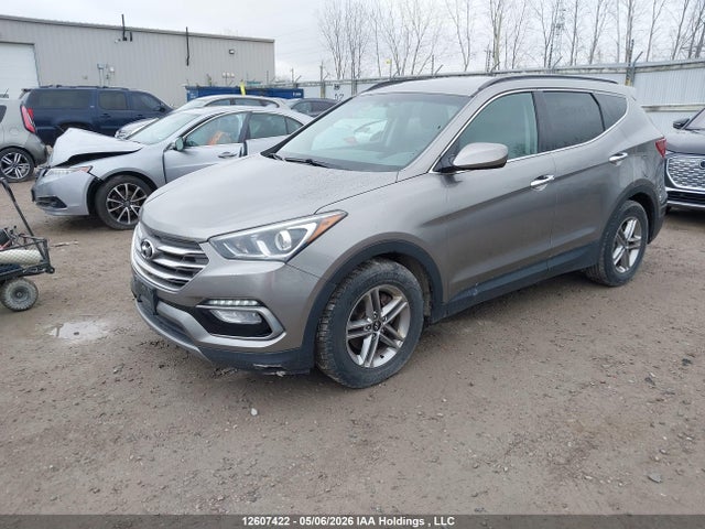 5NMZT3LB7HH039371 Hyundai Santa Fe Sport 2.4 Base