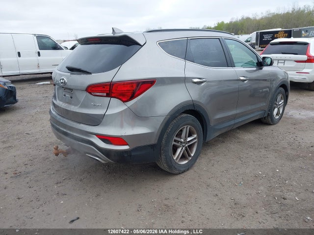 5NMZT3LB7HH039371 Hyundai Santa Fe Sport 2.4 Base