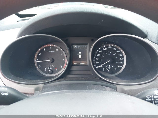 5NMZT3LB7HH039371 Hyundai Santa Fe Sport 2.4 Base