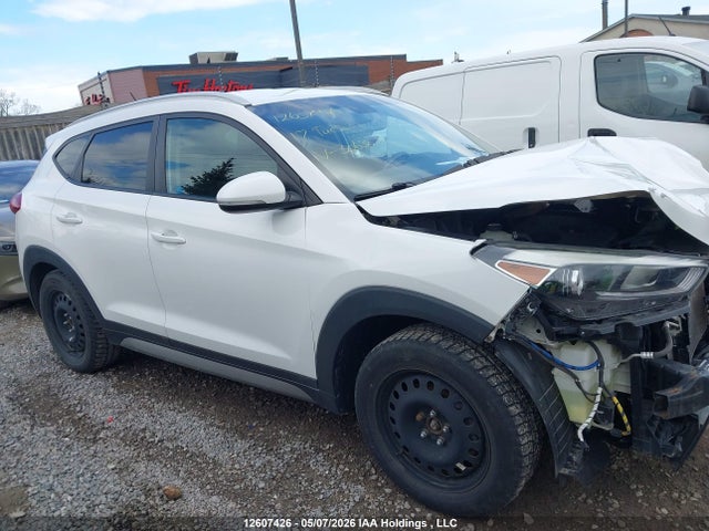 KM8J33A40HU306307 Hyundai Tucson Limited/sport And Eco/se