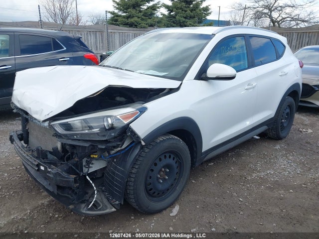 KM8J33A40HU306307 Hyundai Tucson Limited/sport And Eco/se