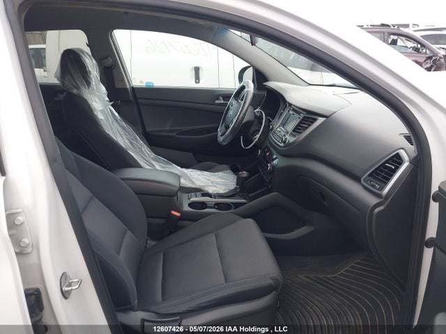 KM8J33A40HU306307 Hyundai Tucson Limited/sport And Eco/se