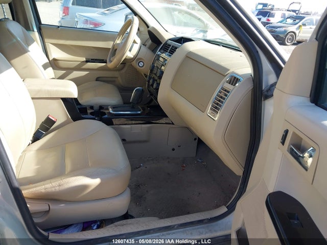 12607435 :رقم المزاد ، 1FMCU94188KD78068 vin ، 2008 Ford Escape Limited مزاد بيع