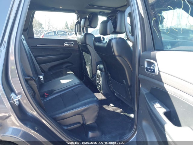 1C4RJFAG1JC395857 Jeep Grand Cherokee Laredo