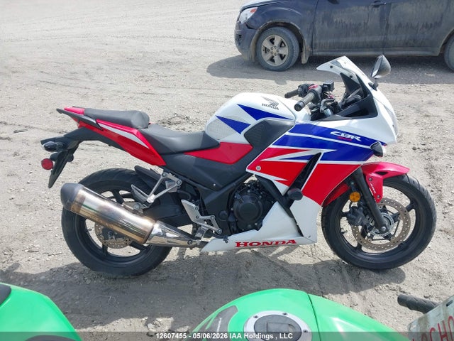 Продажа на аукционе авто 2015 Honda Cbr300 Ra, vin: MLHNC5160F5100542, номер лота: 12607455