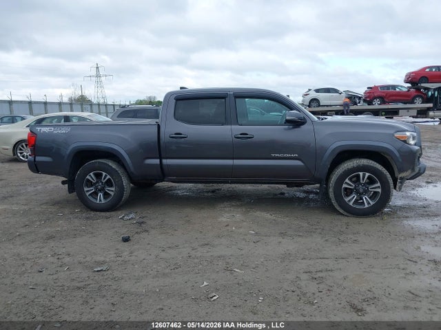 12607462 :رقم المزاد ، 5TFDZ5BN9JX029731 vin ، 2018 Toyota Tacoma Dbl Cab/sr5/trd Sport/or مزاد بيع