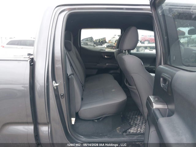 12607462 :رقم المزاد ، 5TFDZ5BN9JX029731 vin ، 2018 Toyota Tacoma Dbl Cab/sr5/trd Sport/or مزاد بيع