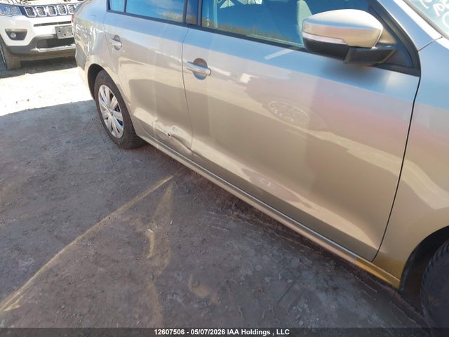 3VW2K7AJ8FM323024 Volkswagen Jetta 2.0l Trendline/2.0l Trendline+