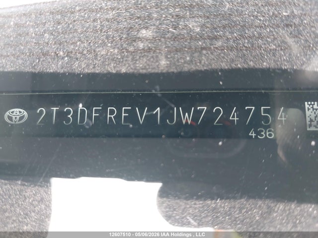 2T3DFREV1JW724754 Toyota Rav4 Limited