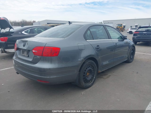 3VWL07AJ9EM423240 Volkswagen Jetta 1.8 Tsi Highline