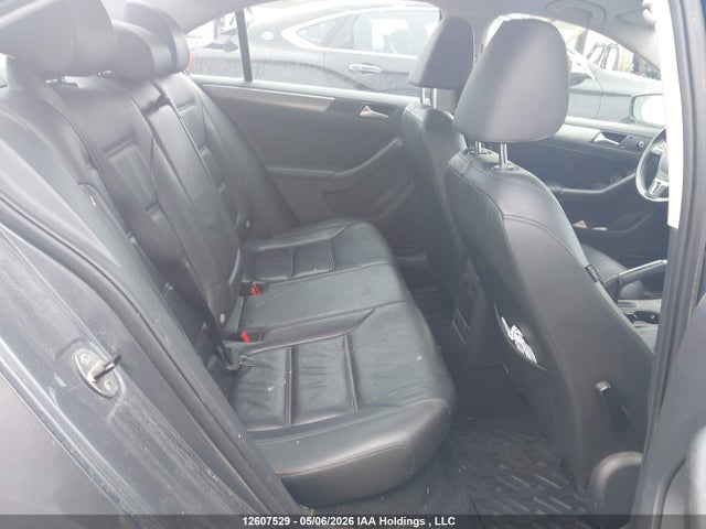 3VWL07AJ9EM423240 Volkswagen Jetta 1.8 Tsi Highline