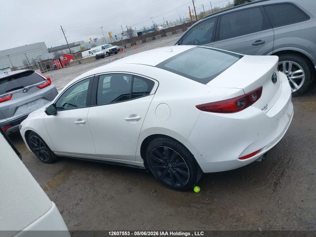JM1BPBDY3R1657396 Mazda 3 Gt