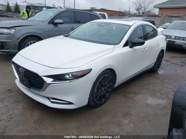 JM1BPBDY3R1657396 Mazda 3 Gt