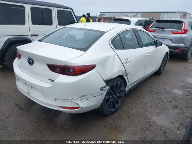 JM1BPBDY3R1657396 Mazda 3 Gt