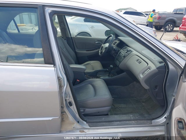 2002 Honda Accord Sdn მანქანა იყიდება აუქციონზე, vin: 1HGCG56682A820231, აუქციონის ნომერი: 12607571