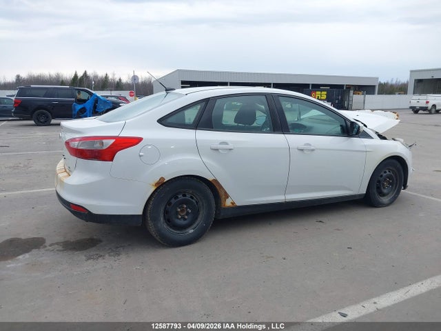 Ford FOCUS SE 2014 1FADP3F20EL177960 Image 14
