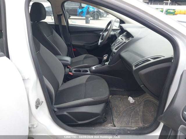 Ford FOCUS SE 2014 1FADP3F20EL177960 Image 5