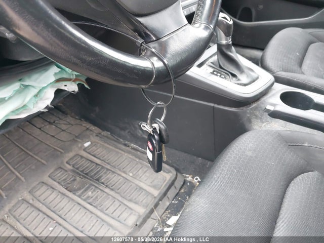 KMHD84LF7JU598255 Hyundai ELANTRA GL