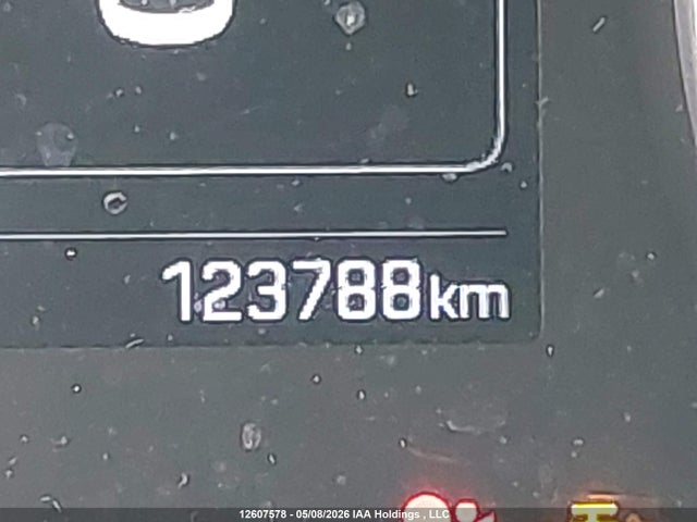 KMHD84LF7JU598255 Hyundai ELANTRA GL