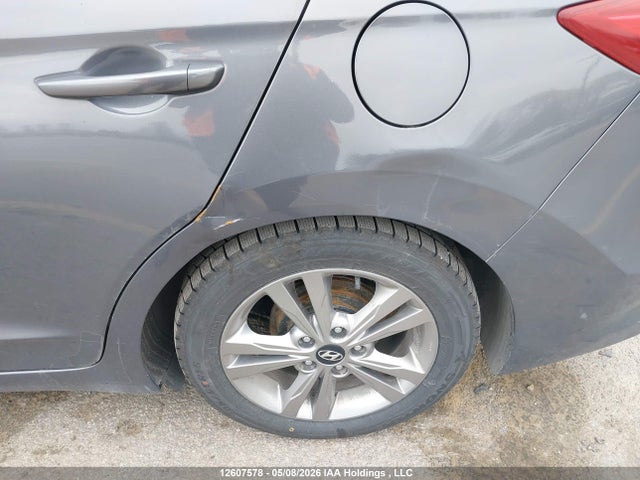 KMHD84LF7JU598255 Hyundai ELANTRA GL