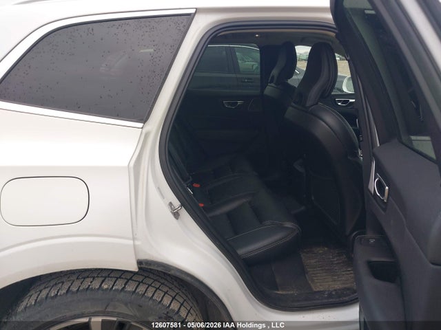 2022 Volvo Xc60 T8 Recharge Inscription მანქანა იყიდება აუქციონზე, vin: LYVBR0DL9NB968112, აუქციონის ნომერი: 12607581