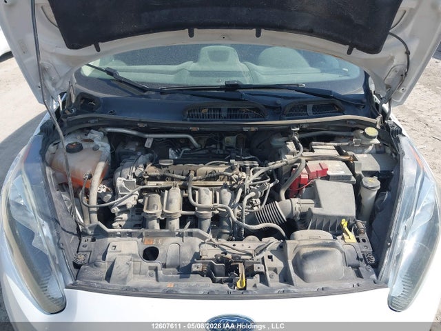 3FADP4BJ8EM138003 Ford FIESTA SE