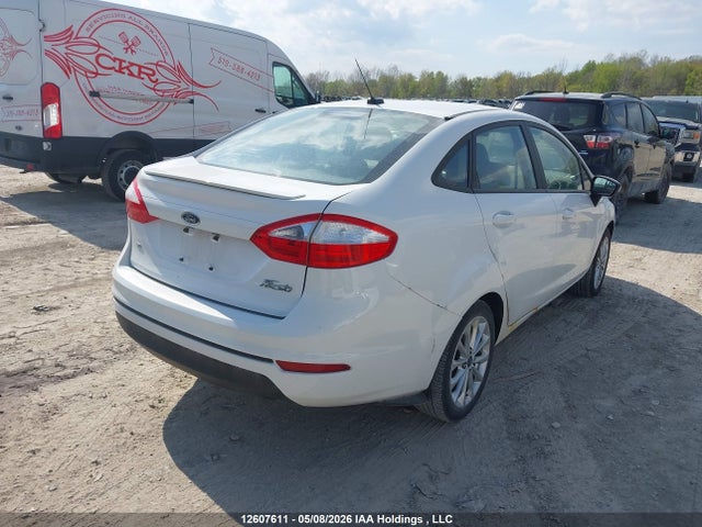 3FADP4BJ8EM138003 Ford FIESTA SE