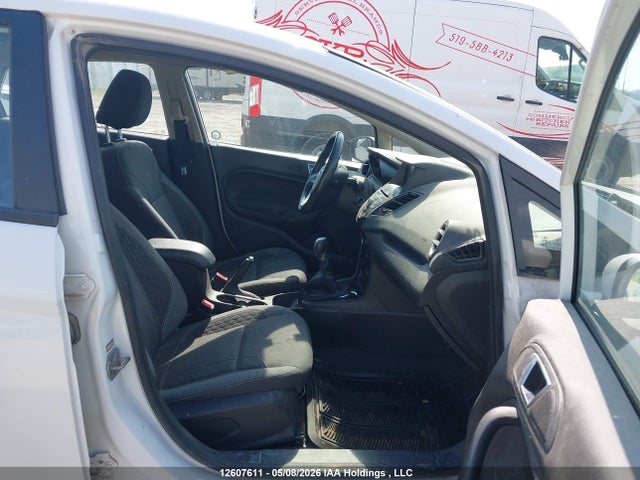 3FADP4BJ8EM138003 Ford FIESTA SE