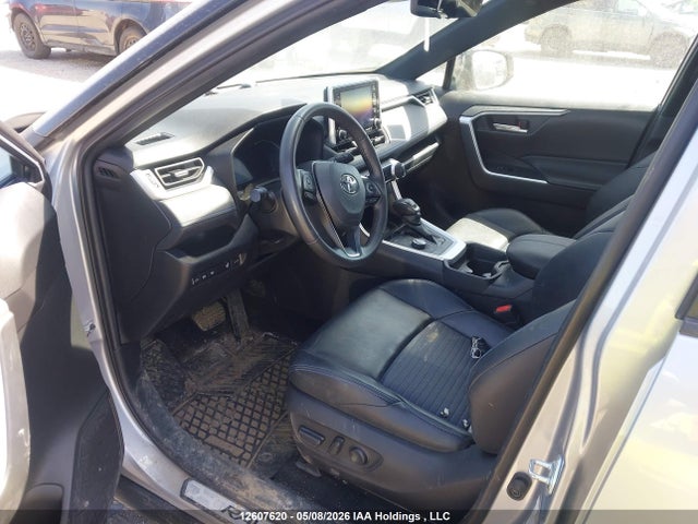 12607620 :رقم المزاد ، 2T3RWRFV2LW100517 vin ، 2020 Toyota Rav4 Hybrid Xle مزاد بيع