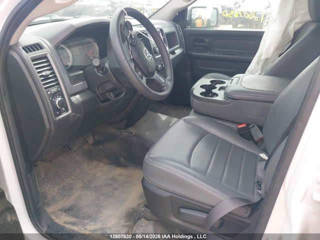 12607630 :رقم المزاد ، 1C6RR7FGXKS661673 vin ، 2019 Ram 1500 Classic Tradesman مزاد بيع