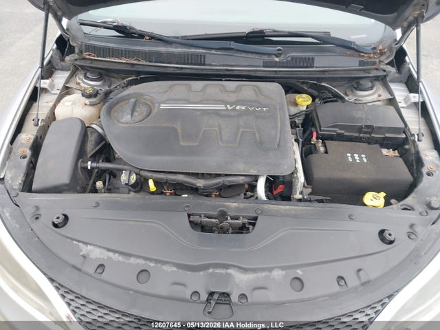 12607645 :رقم المزاد ، 1C3CCCCG5FN606781 vin ، 2015 Chrysler 200 C مزاد بيع