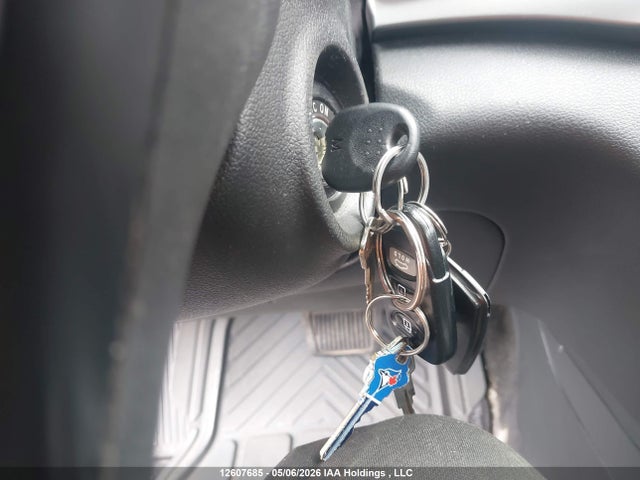 KMHD84LF5JU498428 Hyundai ELANTRA GL