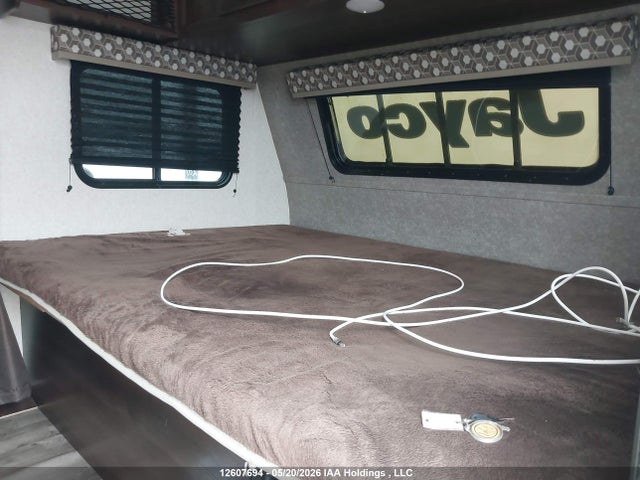 1UJBJ0AJ6L17K0088 Jayco Jay Flight