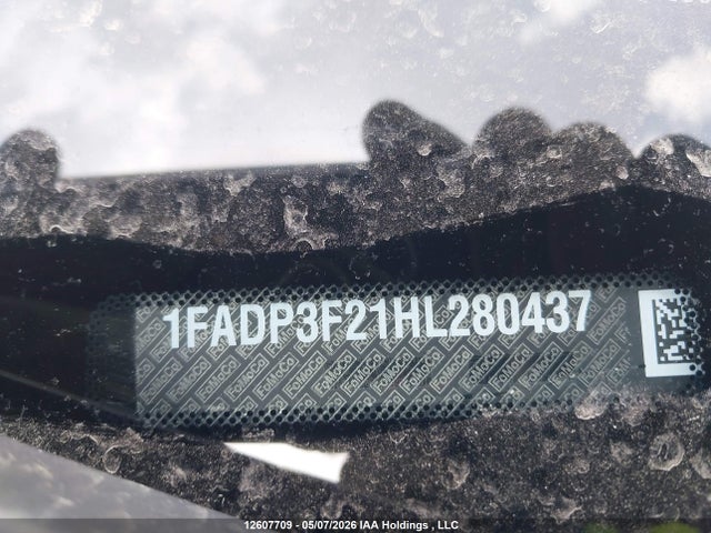 12607709 :رقم المزاد ، 1FADP3F21HL280437 vin ، 2017 Ford Focus Se مزاد بيع