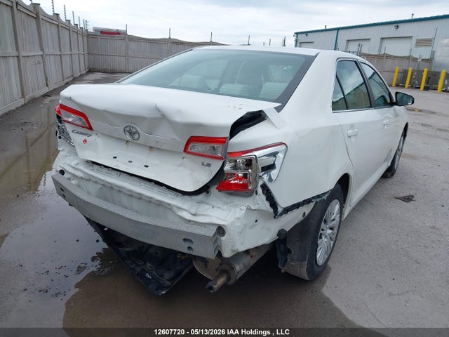 12607720 :رقم المزاد ، 4T1BF1FK4EU756884 vin ، 2014 Toyota Camry Le مزاد بيع