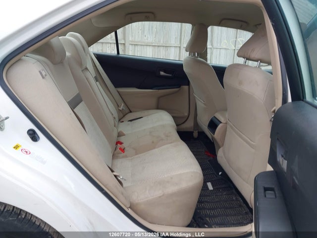 12607720 :رقم المزاد ، 4T1BF1FK4EU756884 vin ، 2014 Toyota Camry Le مزاد بيع
