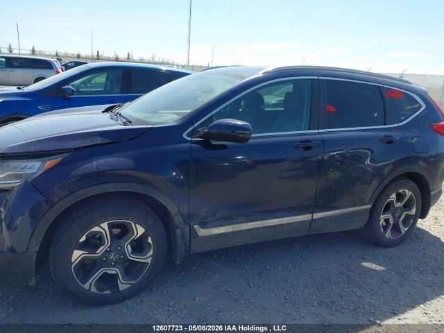 12607723 :رقم المزاد ، 2HKRW2H99JH136605 vin ، 2018 Honda Cr-v Touring مزاد بيع