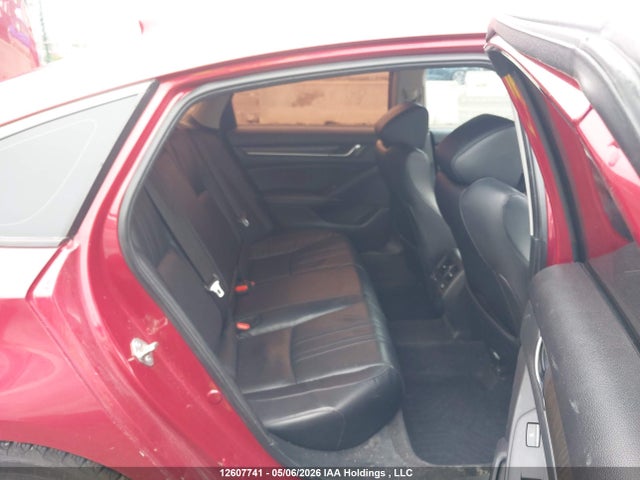 2018 Honda Accord Touring მანქანა იყიდება აუქციონზე, vin: 1HGCV1F97JA808272, აუქციონის ნომერი: 12607741