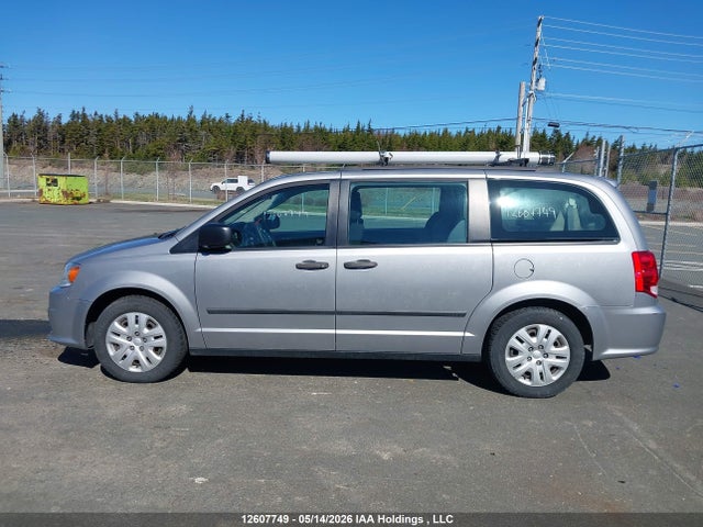 2015 Dodge Grand Caravan Se/sxt მანქანა იყიდება აუქციონზე, vin: 2C4RDGBG8FR667198, აუქციონის ნომერი: 12607749
