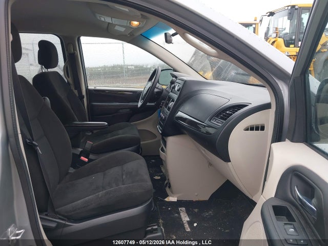 2015 Dodge Grand Caravan Se/sxt მანქანა იყიდება აუქციონზე, vin: 2C4RDGBG8FR667198, აუქციონის ნომერი: 12607749