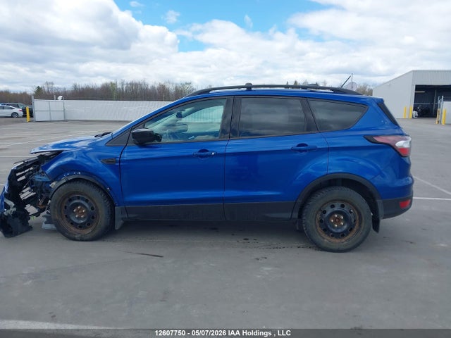 Продажа на аукционе авто 2018 Ford Escape, vin: 1FMCU9GD9JUA45183, номер лота: 12607750