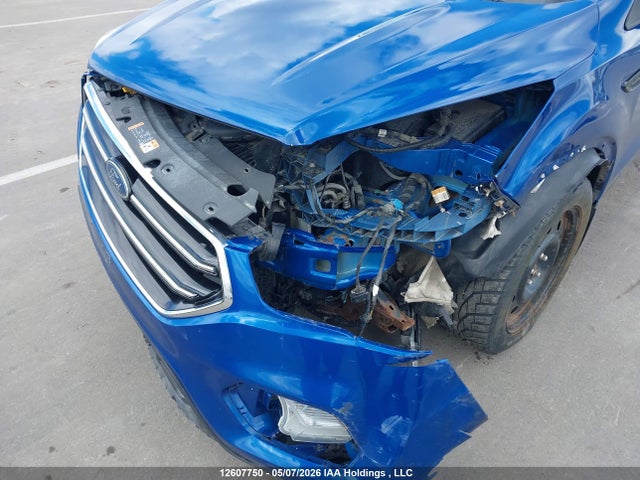 Продажа на аукционе авто 2018 Ford Escape, vin: 1FMCU9GD9JUA45183, номер лота: 12607750