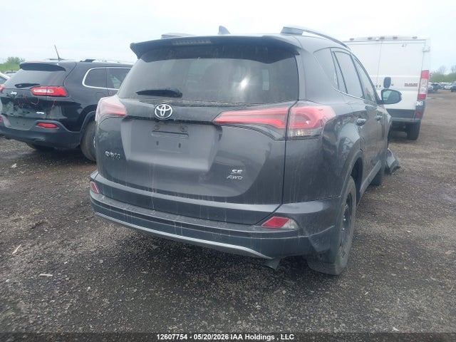 12607754 :رقم المزاد ، 2T3JFREV0HW569384 vin ، 2017 Toyota Rav4 Se مزاد بيع