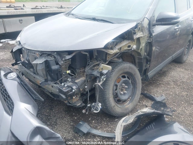 12607754 :رقم المزاد ، 2T3JFREV0HW569384 vin ، 2017 Toyota Rav4 Se مزاد بيع