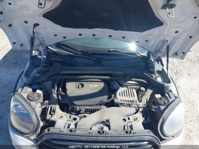 Mini Countryman Cooper 2018 WMZYV5C37J3E04438 Image 10