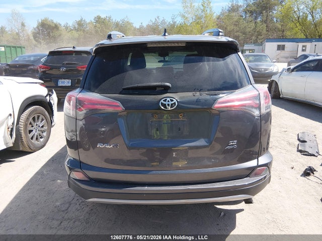 Продажа на аукционе авто 2017 Toyota Rav4 Se, vin: 2T3JFREV6HW642631, номер лота: 12607776