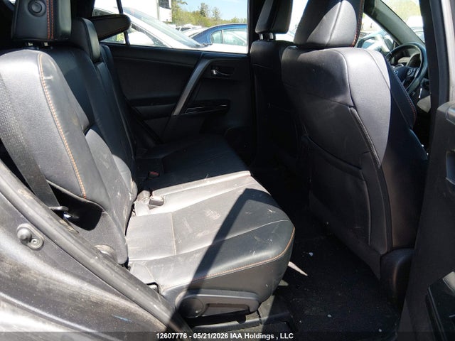Продажа на аукционе авто 2017 Toyota Rav4 Se, vin: 2T3JFREV6HW642631, номер лота: 12607776