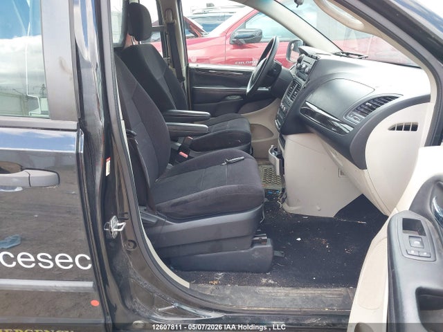 2C4RDGBG8ER110189 Dodge Grand Caravan Se/sxt